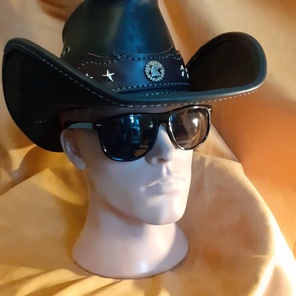 Шляпа ковбойская кожаная
