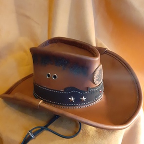 Шляпа ковбойская кожаная