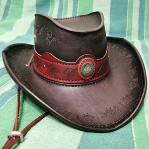 Шляпа ковбойская кожаная