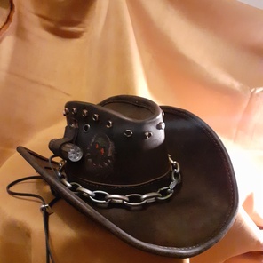 Шляпа ковбойская кожаная