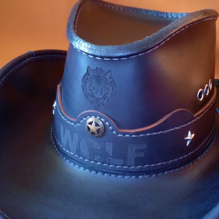 Шляпа PINCET WOLF